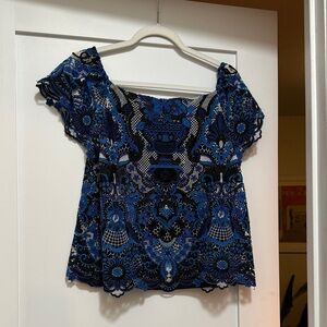 ALICE & OLIVIA Elegant Blue Floral Lace Top
